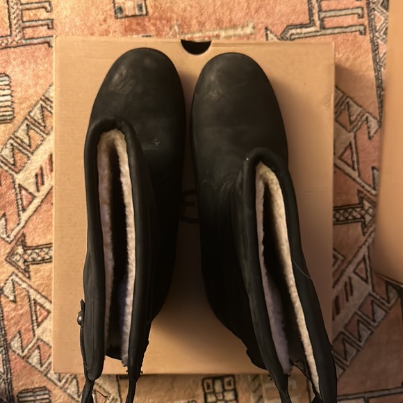 Ugg W Aldon Boots - Picture 4 of 9